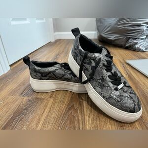 Jslide snake skin platform shoes